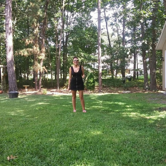 Meet your Posher, Kaylae - Picture 1 of 1